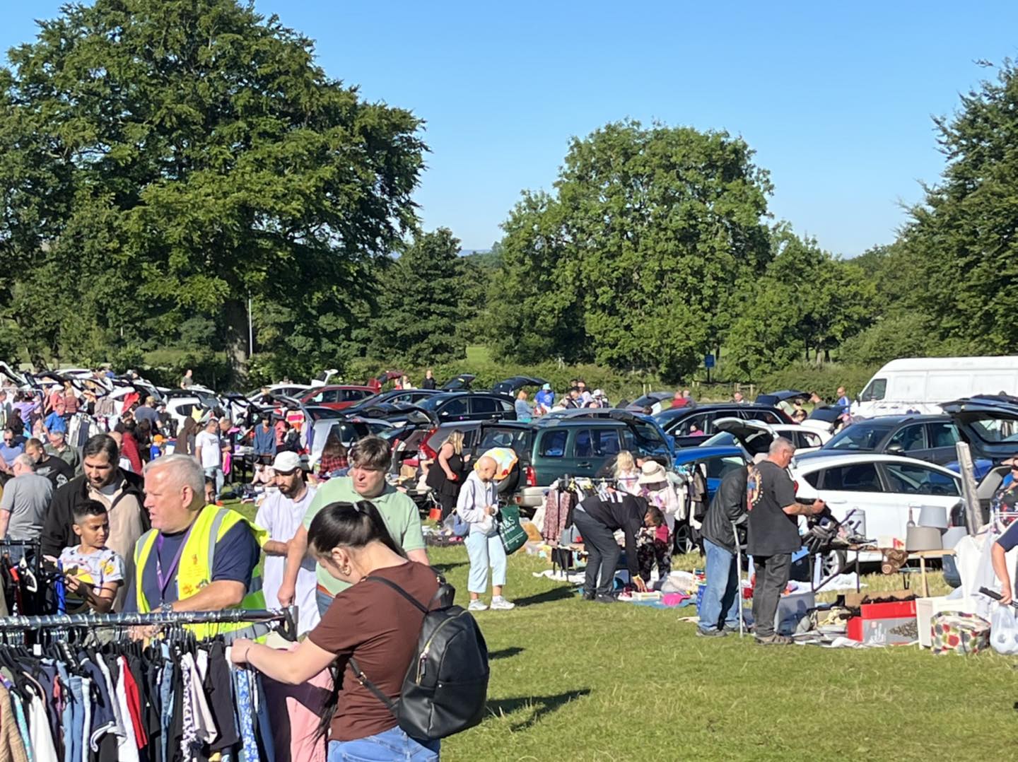 Leeds Bradford Airport Thursday Car Boot Sale findcarboot